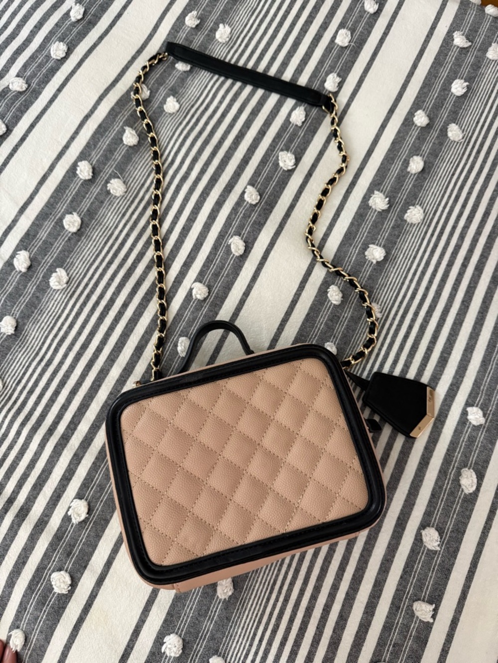 Dream control Quilted Beige Crossbody Bag with Black Trim